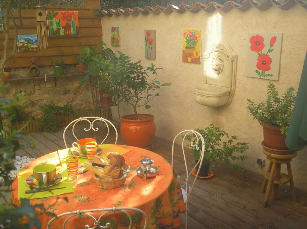 La Maison Du Bonheur Aups Eksteriør billede
